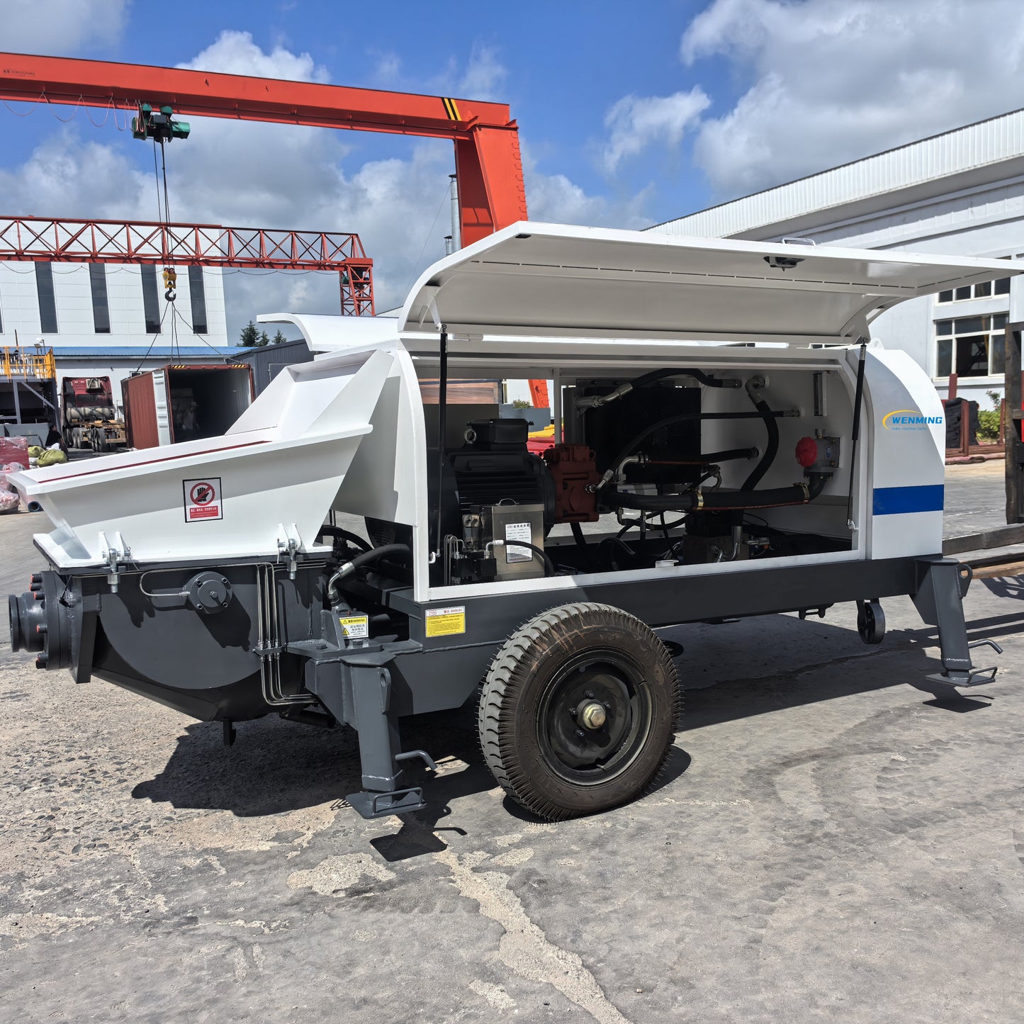 concrete pumping equipment