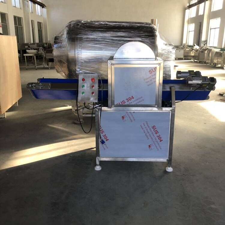 Automatic winter melon half cutting machine